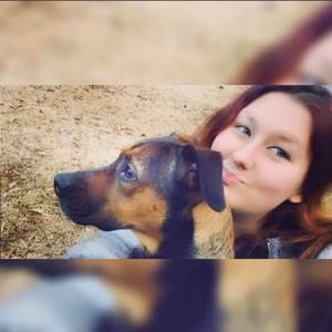 Meet your Posher, Casey